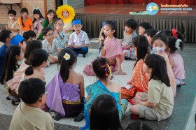 ป.๑ งานผลิใบ ยอดอ่อนของต้นกล้า "ท่องอาณาจักรรอบตัว" (๒๘ ... Image 3