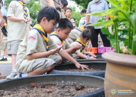 ป.๑ เตรียมดินปลูกผัก (๒,๔ มิ.ย.๖๙) 🌱 Image 6