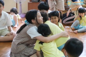 พี่ ป.๖ แสดงนิทานวันจันทร์และอำลาน้องอนุบาล (๖ ก.ค.๖๙) Image 7