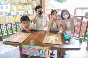 ป.๑ กิจกรรมปิดภาคเรียน "มวลมิตรสัมพันธ์” (จ. ๑๗ สิงหาคม ... Image 5